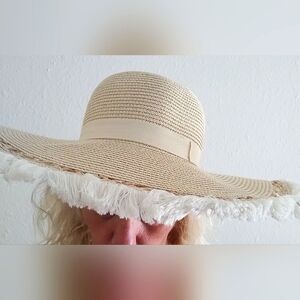 KENDALL+ KYLIE Natural Paper Straw Summer Hat with Fringe